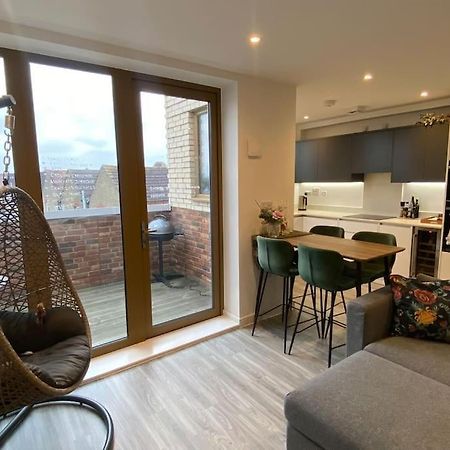 London Luxe: Stylish Studio 外观 照片